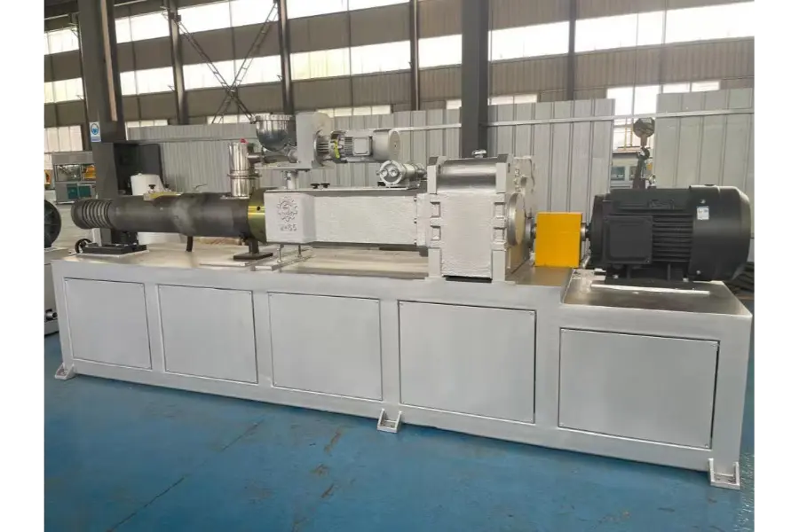PVC Boru üretim hatları: Comrise, Entegre Şanzıman ve Yüksek Dolgulu Vidalara Sahip Yeni Seriyi Piyasaya Sürüyor PVC Boru üretim hatları: Comrise, Entegre Şanzıman ve Yüksek Dolgulu Vidalara Sahip Yeni Seriyi Piyasaya Sürüyor