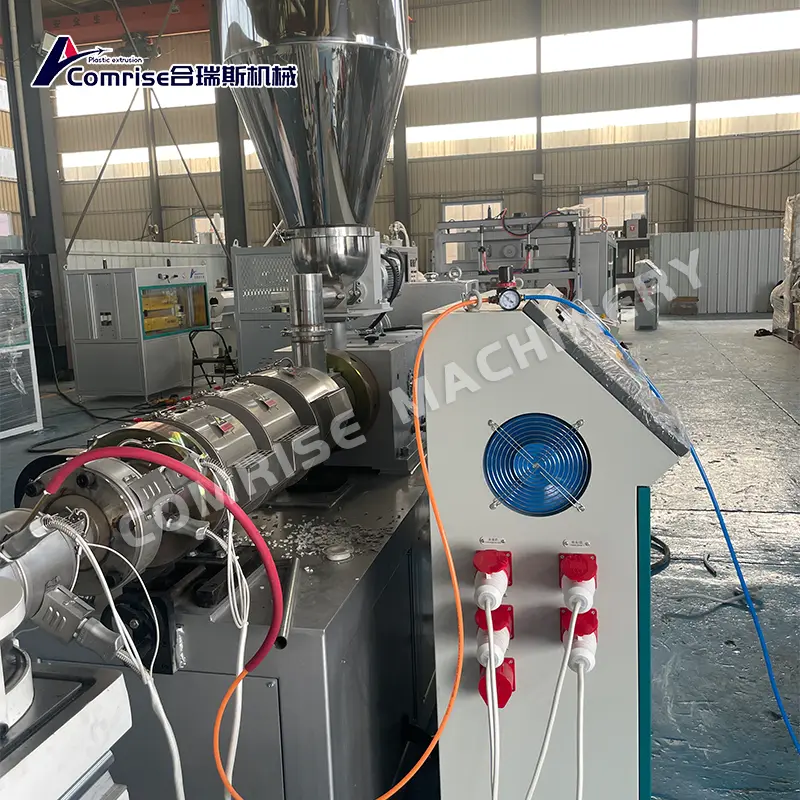 Küçük Çaplı PVC Koruge Boru Makinası